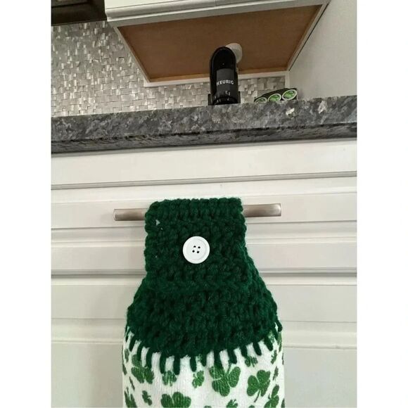 Crochet Top Kitchen Towel- St. Patrick’s Day/Clover - Picture 2 of 2